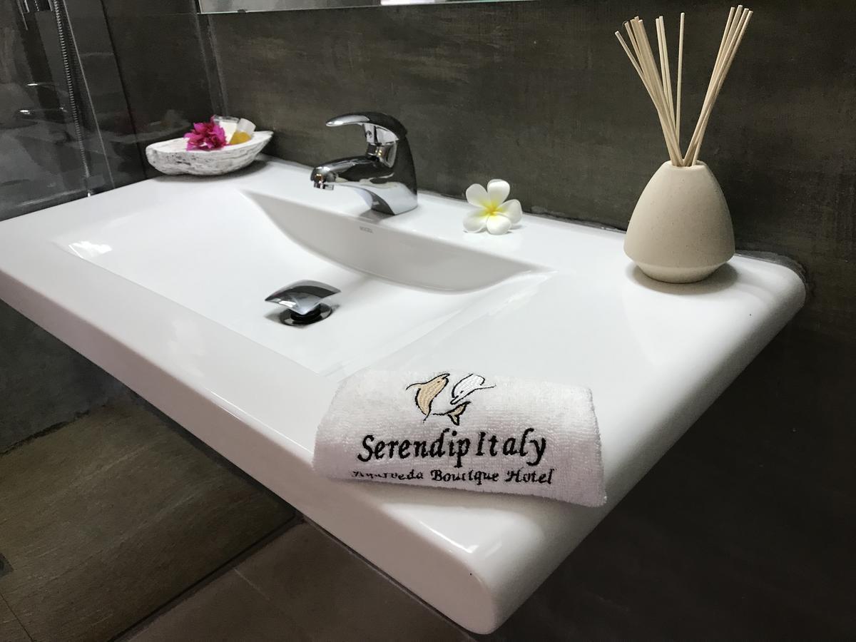 Serendipitaly Ayurveda Boutique Hotel Хиккадува Экстерьер фото